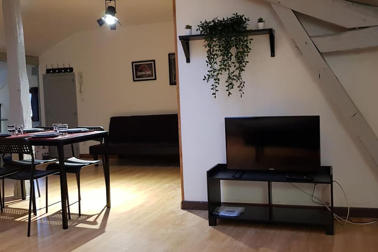 Cine Loft 55 M2 Centre Ville Chalons en Champagne Bagian luar foto